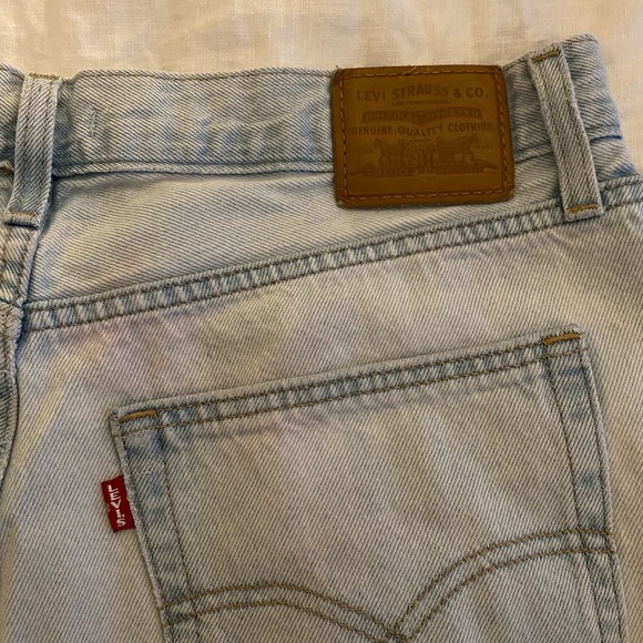 Levi’s Baggy Dad Women’s Jeans - Size 31 - Picture 2 of 5